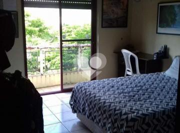 Sem Categoria · Casa com 4 quartos à venda em Azenha - RS