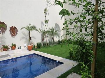 Casa · 400m² · 3 Quartos · 4 Vagas · Casa com 3 quartos à venda em Vila inah - SP