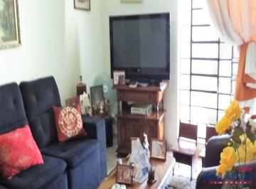 Casa · 115m² · 2 Quartos · 1 Vaga · Casa de 2 quartos para venda no Centro