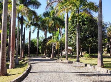 Rural , Brasília · Linda chácara, Escriturada, com Córrego, no condomínio Mansões Entre Lagos 