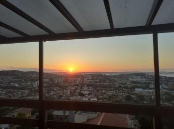 Casa · 251m² · 4 Quartos · 2 Vagas · Casa de condomínio em Rua Alcebíades Antônio dos Santos - Nonoai - Porto Alegre/RS