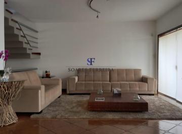 Sala de frente · Linda casa com 03 suítes!