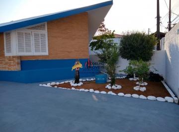 Casa · 250m² · 7 Quartos · 4 Vagas · Casa com 7 dormitórios sendo 2 suítes a venda na Praia Grande, Ubatuba/SP