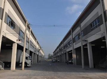 9fe74ad3cd96513bf78c54c5b9288f59544a44ce · Galpão Comercial para locação, Modular 1