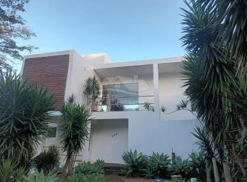 Foto 01 · Imperdível casa à venda em Porto Alegre-RS, bairro Ipanema! 3 quartos, 3 suítes, 2 salas, 2 vagas, 2