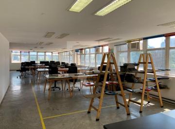 Comercial · 448m² · 3 Vagas · Conjunto Comercial localizado na Av. Brigadeiro Faria Lima.