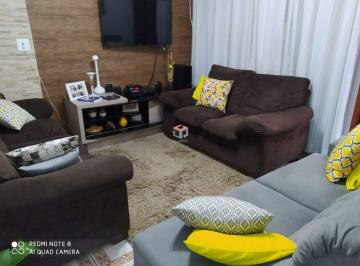 Casa · 237m² · 2 Quartos · 1 Vaga · Casa de 236 metros quadrados no bairro Matriz em Mauá