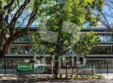 Comercial · 1334m² · 10 Quartos · 26 Vagas · Imóvel comercial recém construído