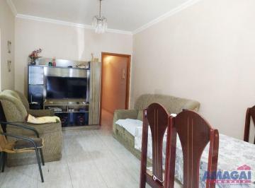 2 · Casa térrea de 2 dormitórios no jardim Santa Marina