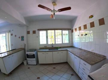 Imagem do Imóvel · Ubatuba, Itaguá- Casa sobradada com 3 suítes, excelente localização, 100 mts. da orla