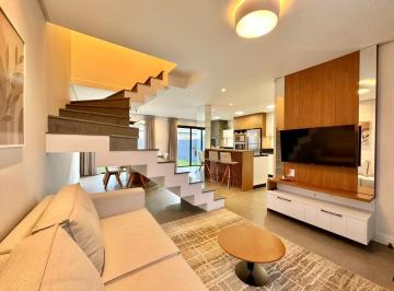 Casa · 113m² · 3 Quartos · Sobrado a venda, 3 quartos, 1 suite, 112,72m² privativo em Capão Novo