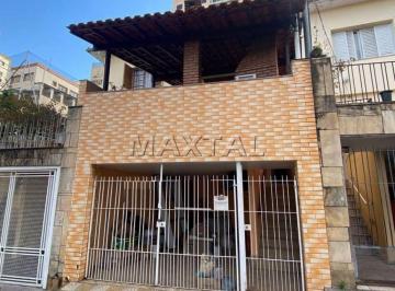 Casa · 130m² · 2 Quartos · 1 Vaga · Sobrado à venda 2 dormitórios, com armários, 2 banheiros 1 com banheira e cozinhas. Com armários.