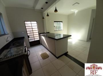 Foto 01 · Ótima casa a venda no bairro Jd. São Cristóvão em Bragança Paulista