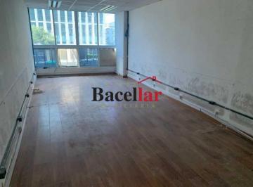 Comercial · 175m² · Sala :  / Comercial / Centro