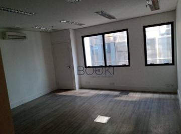 Sala · Sala Comercial em excelente estado em andar alto.