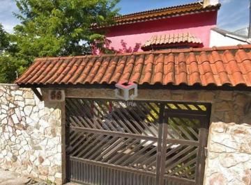 Casa · 316m² · 3 Quartos · 4 Vagas · Sobrado com 316 m² no Bairro Santa Terezinha em São Bernardo do Campo/SP.