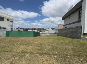 Terreno · 275m² · OPORTUNIDADE DE ADQUIRIR SEU TERRENO EM ALPHAVILLE, CONDOMÍNIO FECHADO COM INFRAESTRUTURA, R$ 270.00