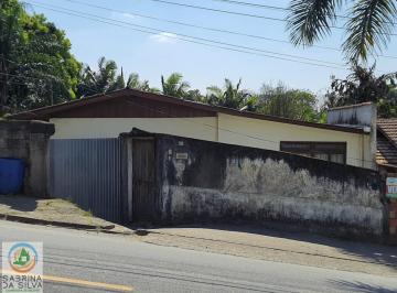 Casa · 80m² · 3 Quartos · 2 Vagas · Oportunidade para Construtoras – Terreno Amplo e Bem Localizado na Escola Agrícola!