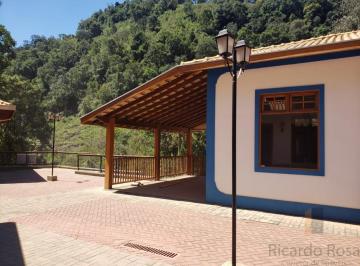 Foto 01 · Lindas salas comerciais em ponto estratégico em Gonçalves-MG, ótima oportunidade para investidores.