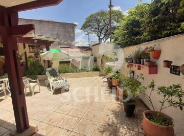 Casa · 140m² · 3 Quartos · 4 Vagas · 03 dormitórios e 04 vagas