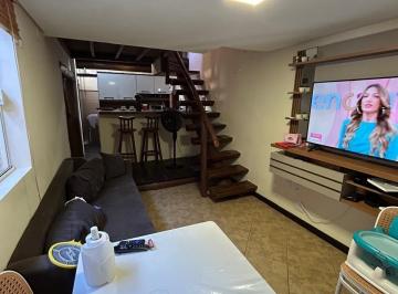 Foto 01 · Vendo apartamento 1/4, duplex, 69,71m², condomínio estilo Village na Pedra do Sal (Itapuã), R$ 360.0