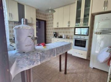 Casa · 243m² · 4 Quartos · 2 Vagas · Sobrado com 4 quartos à venda, 243 m² por R$ 550.000 - Jardim Modelo - São Paulo/SP