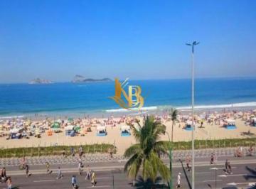 Apartamento · 275m² · 4 Quartos · 2 Vagas · Apartamento com Espetacular vista para o Mar