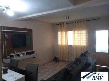 Casa · 76m² · 3 Quartos · 5 Vagas · Sobrado na Vila das Valsas.