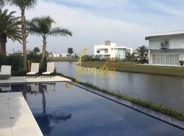 Casa · 406m² · 5 Quartos · 2 Vagas · Casa condomínio com 05 suites e piscina aquecida