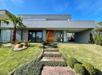 Casa · 220m² · 4 Quartos · 2 Vagas · Casa térrea em condomínio fechado com 04 suites