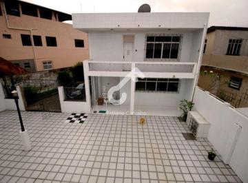 Foto-0 · IAPI, Salvador. Duplex amplo em rua residencial, composta de 5 quartos sendo 1 suíte, dependência e 