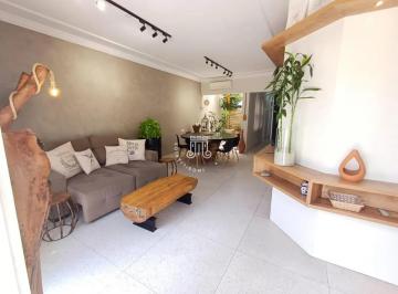 Casa · 250m² · 3 Quartos · 3 Vagas · CASA À VENDA NO BAIRRO JARDIM DA FONTE EM JUNDIAÍ/SP.