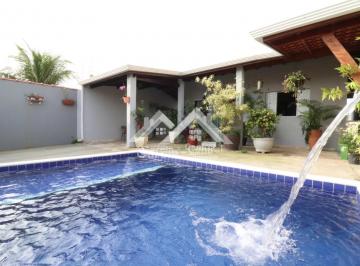 Casa · 110m² · 2 Quartos · 3 Vagas · Casa em Peruíbe