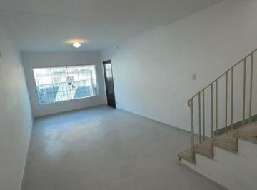 cae3ccae37e54767df60ba87cb491b2be0e6f0e4 · Sobrado com 2 dormitórios para alugar, 130 m² por R$ 3.700,00/mês - Jardim Aeroporto - São Paulo/SP