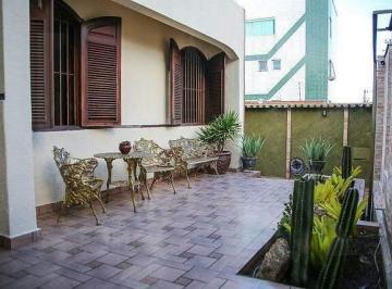Casa · 306m² · 8 Quartos · 4 Vagas · Casa à venda, 8 quartos, 2 suítes, 4 vagas, Minas Brasil - Belo Horizonte/MG