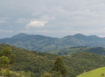 Terreno , Córrego do Bom Jesus · Terreno rural com vista e cachoeira - Serra da Mantiqueira - MG