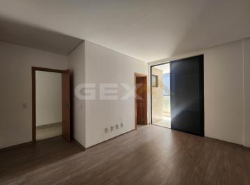 Apartamento · 154m² · 3 Quartos · 2 Vagas · Apartamento à venda no Centro, 3 quartos sendo todos suítes com sacadas.