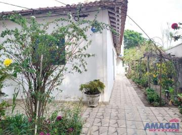 3 · Casa de 2 quartos no Jardim Didinha