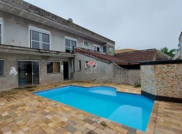 Casa · 580m² · 6 Quartos · 8 Vagas · Morar com conforto e espaço: sobrado 580m no Parque dos Pássaros
