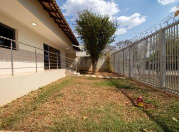 Casa de 9 quartos, Sobradinho · CASA REFORMADA/ QUADRA 3/ SOBRADINHO/ ACEITA FINANCIAMENTO E FGTS/ 61 3595-1212