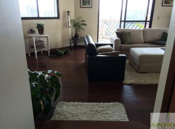 Apartamento · 218m² · 4 Quartos · 3 Vagas · Campo Belo excelente apartamento ótima localização