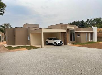 Casa de 4 quartos, Mairinque · CONDOMÍNIO PORTA DO SOL / Neoclássica Moderna