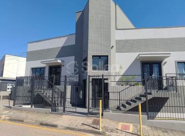 Comercial · 35m² · Sala com 35m² para alugar no Centro da cidade de Vinhedo com banheiro privativo. 