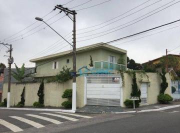 4aff94c3e662e131e04970f62dfd59e5ce25f9f3 · Sobrado Vila Industrial, 320m²  3 dormitórios, 9 vagas de garagem. Ótima Localização!