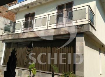 Casa · 490m² · 5 Quartos · 8 Vagas · Maravilhoso sobrado com piscina!!!...Venha se surpreender com esta oportunidade!!!