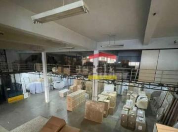 Comercial · 3000m² · 6 Vagas · Ideal para Depósito