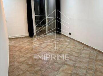 Apartamento · 54m² · 2 Quartos · 1 Vaga · Excelente apartamento na Barra Funda, com 2 dorms, 1 suíte, 1 Varanda fechada com vidro, 1 vaga