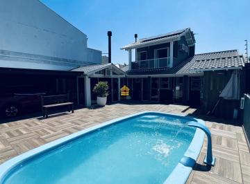 Casa · 180m² · 3 Quartos · 2 Vagas · Sobrado com Piscina Bairro Scharlau