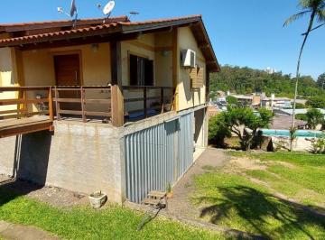 Casa · 3 Quartos · 3 Vagas · Casa com amplo terreno e piscina - Scharlau