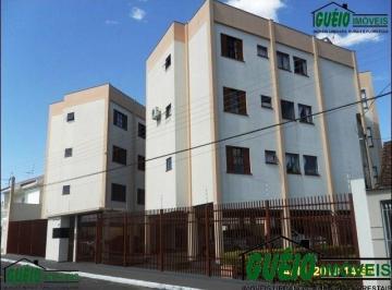 Foto 01 · Casa, Ginasío, Itararé, SP